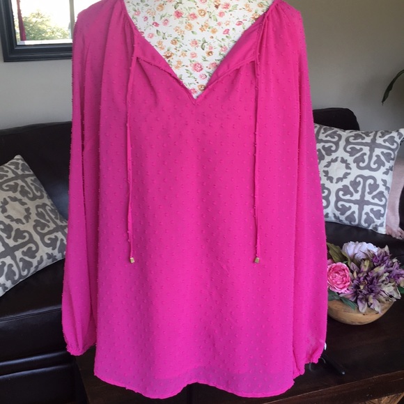 Ava & Viv Tops - Ava & Viv Fuchsia Blouse sz 2X